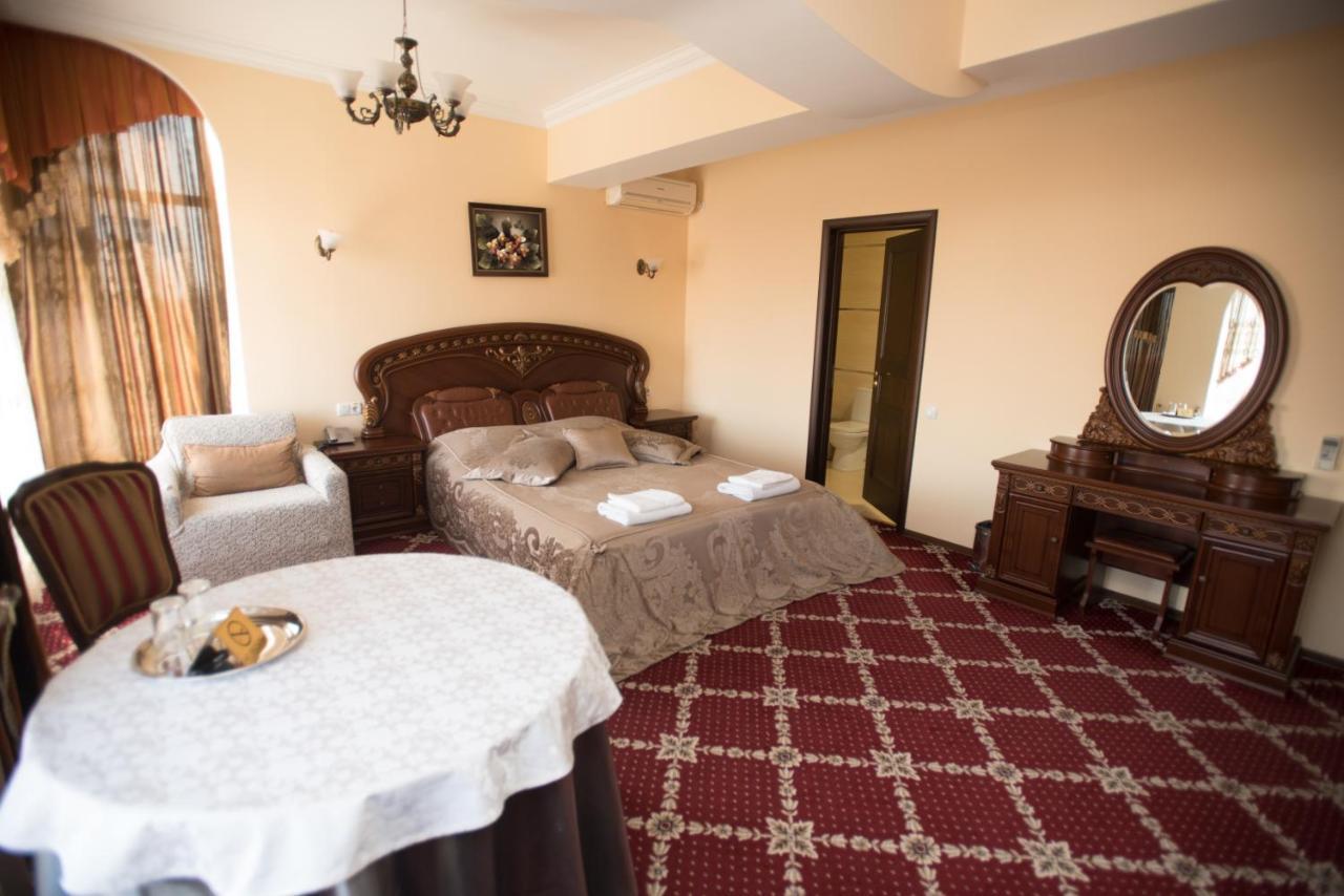 Altin Palace Comrat Exterior foto